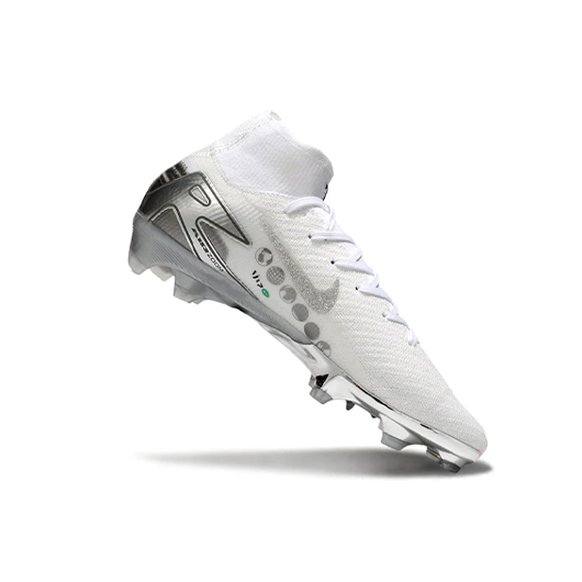 Superfly 10 Elite FG Vini Jr